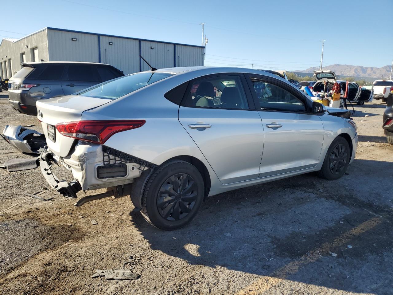 2021 Hyundai Accent Se - Фото 3