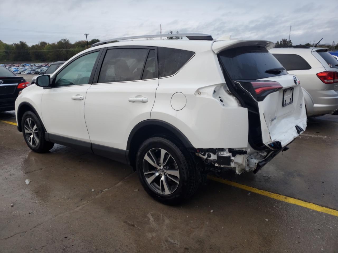 2018 Toyota Rav4 Xle - Фото 2