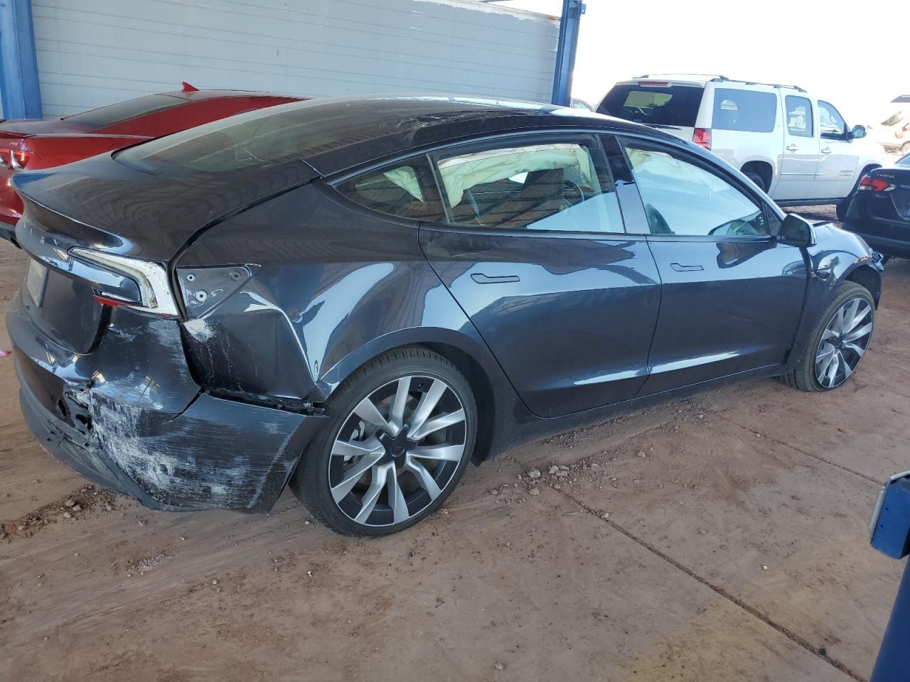 2024 Tesla Model 3 - Image 3