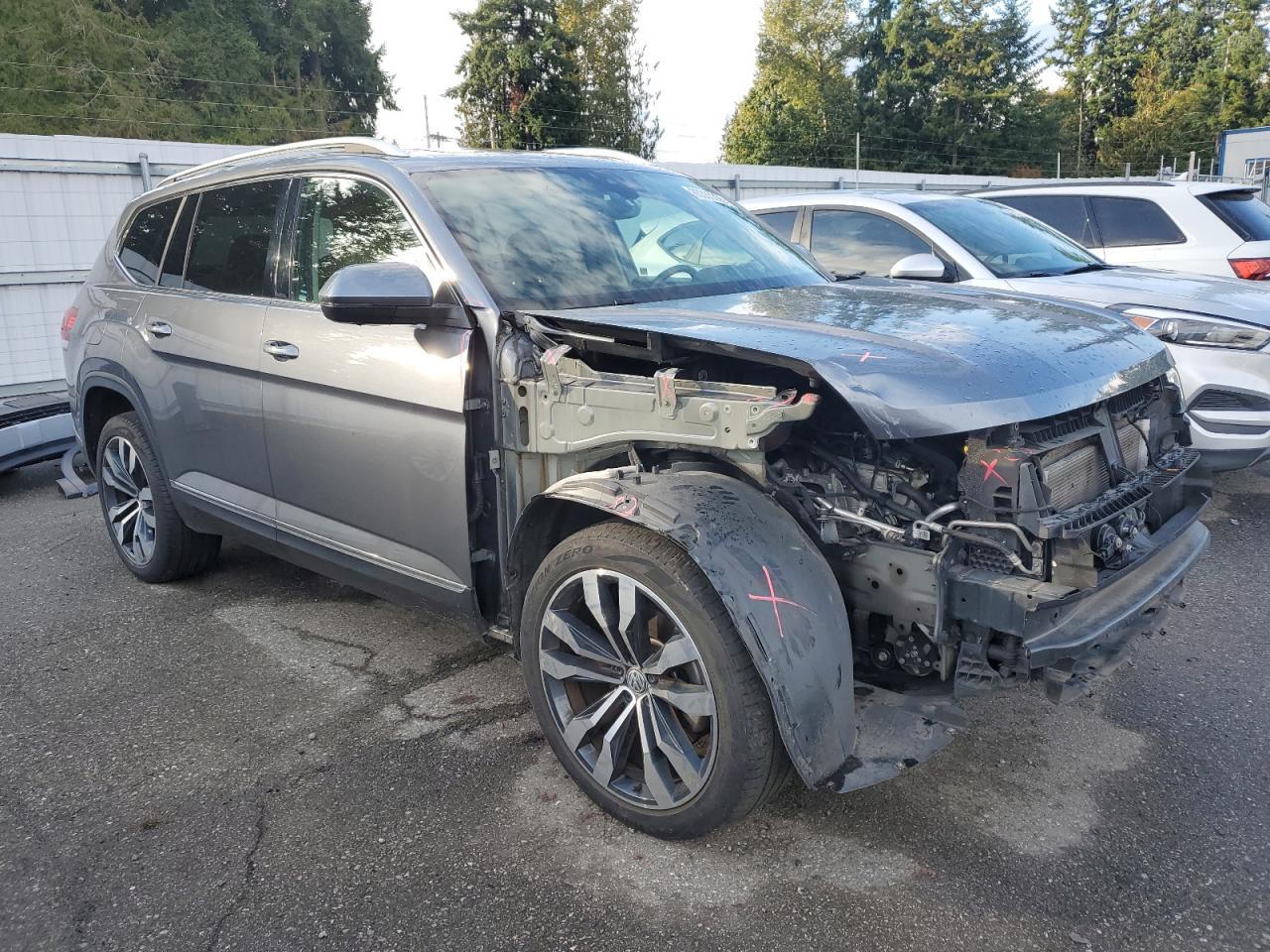 2019 Volkswagen Atlas Sel Premium - Image 4