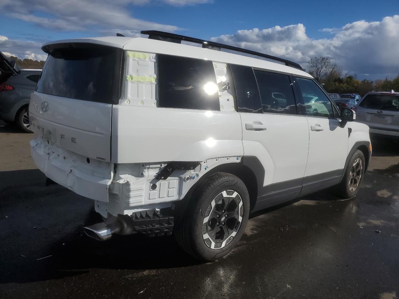 2025 Hyundai Santa Fe Sel - Image 3