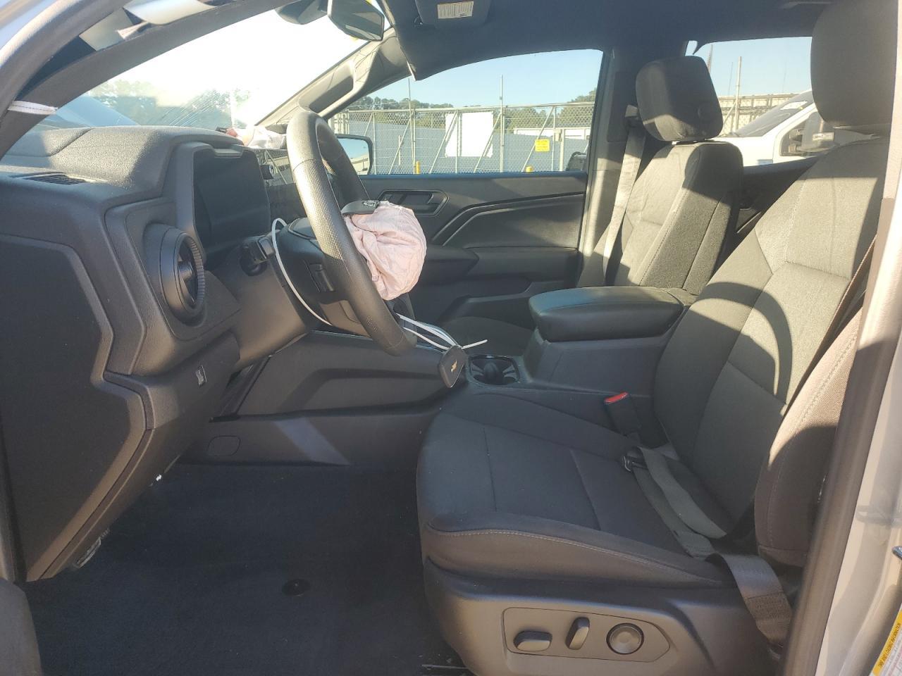 2023 Chevrolet Colorado Trail Boss - Image 7