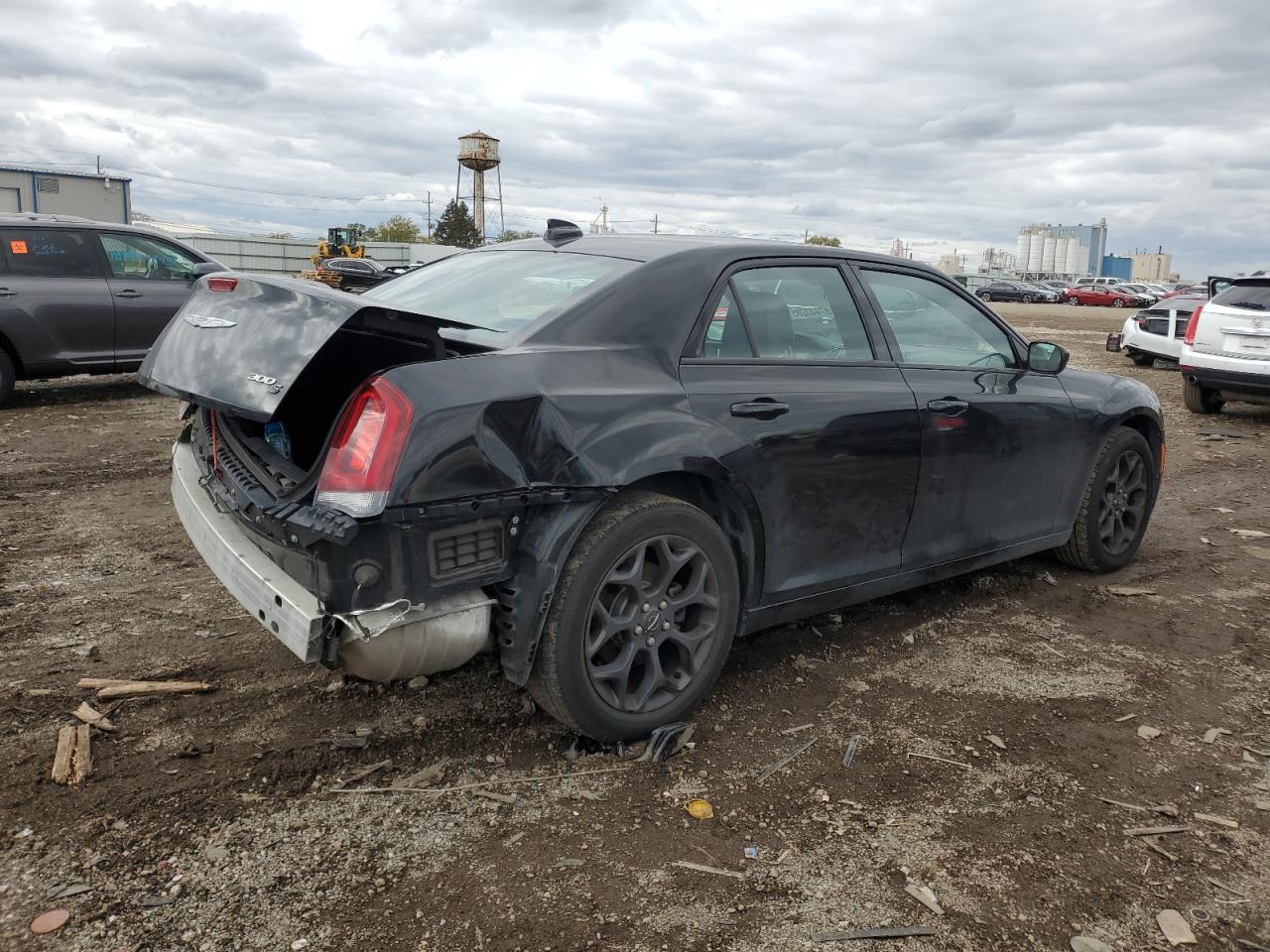 2019 Chrysler 300 S - Image 3