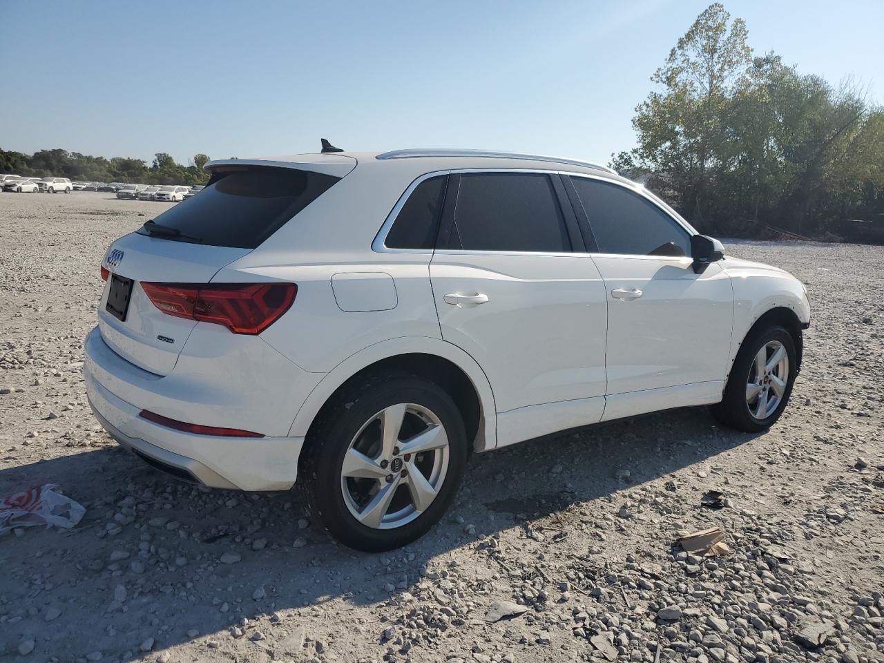 2021 Audi Q3 Premium 40 - Фото 3