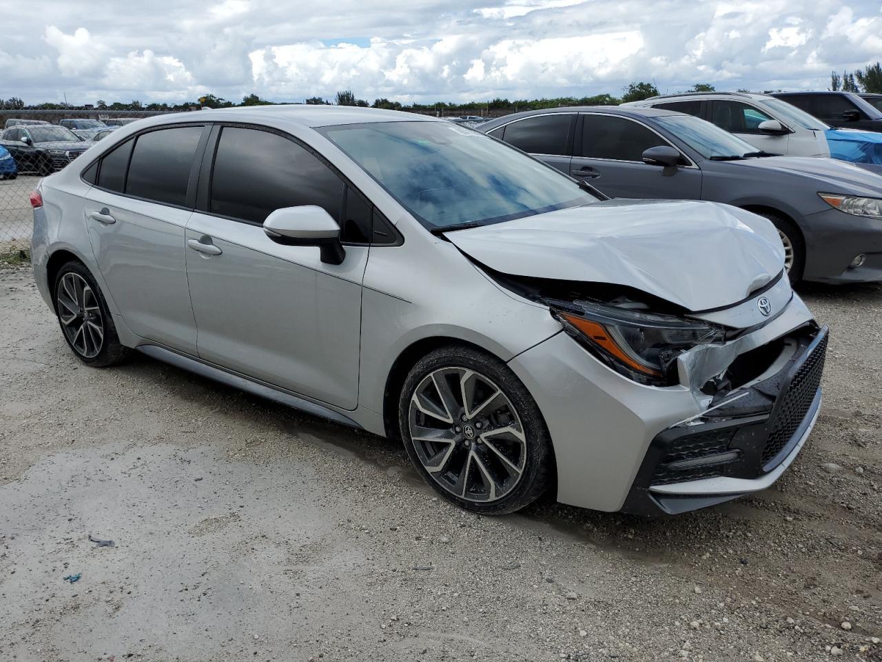 2021 Toyota Corolla Se - Фото 4