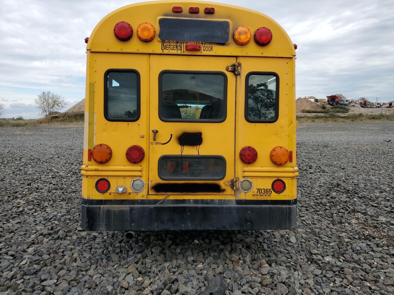 2006 Bluebird Micro Bird G3500 - School Bus - Фото 6