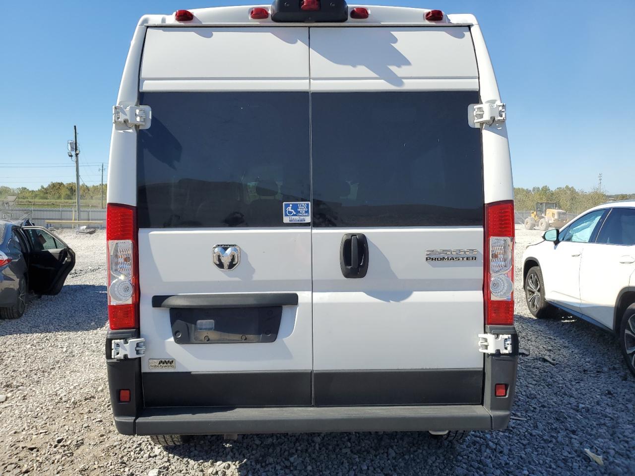 2023 Ram Promaster 2500 2500 High - Фото 6