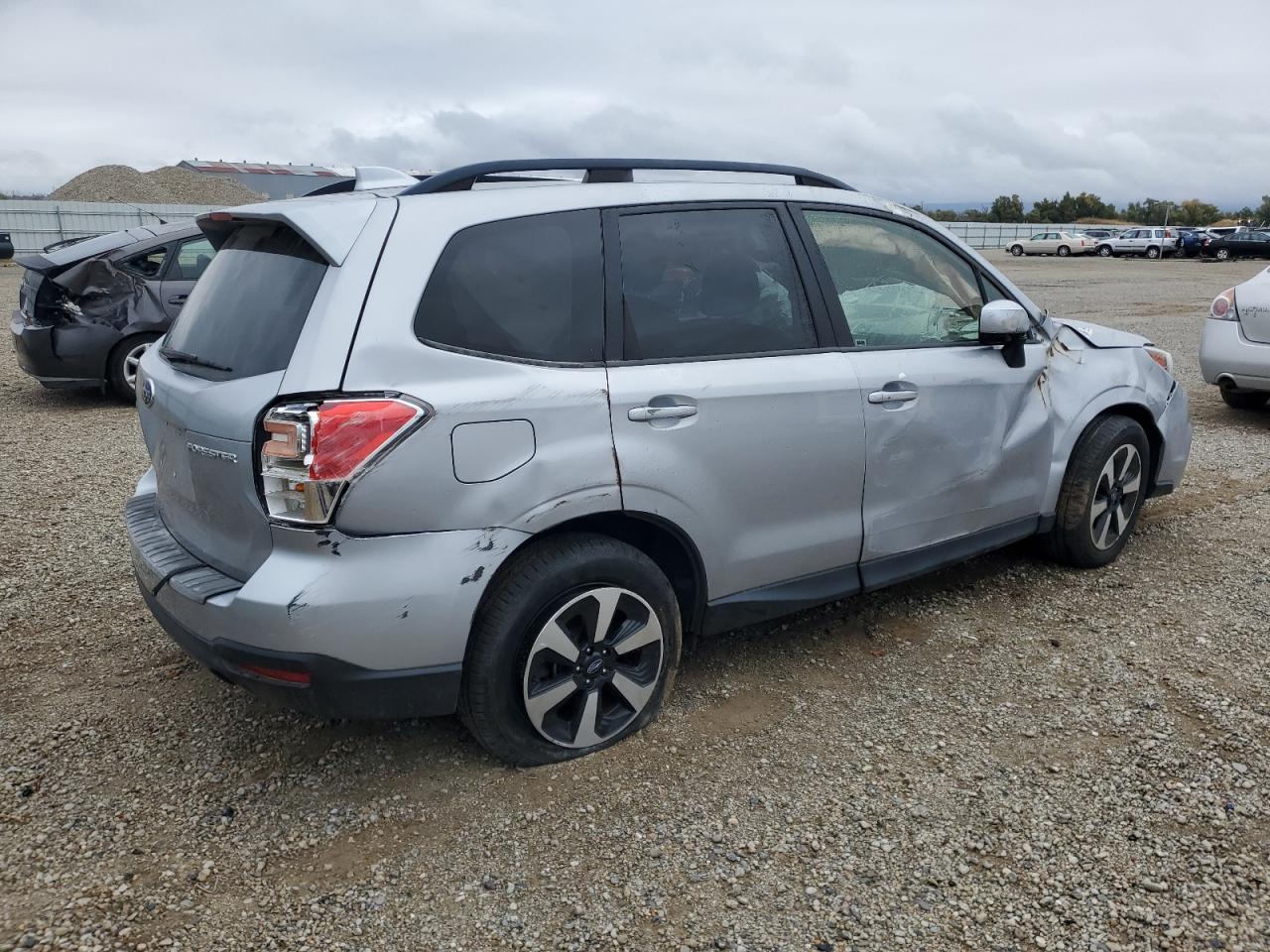 2018 Subaru Forester 2.5I Premium - Image 3