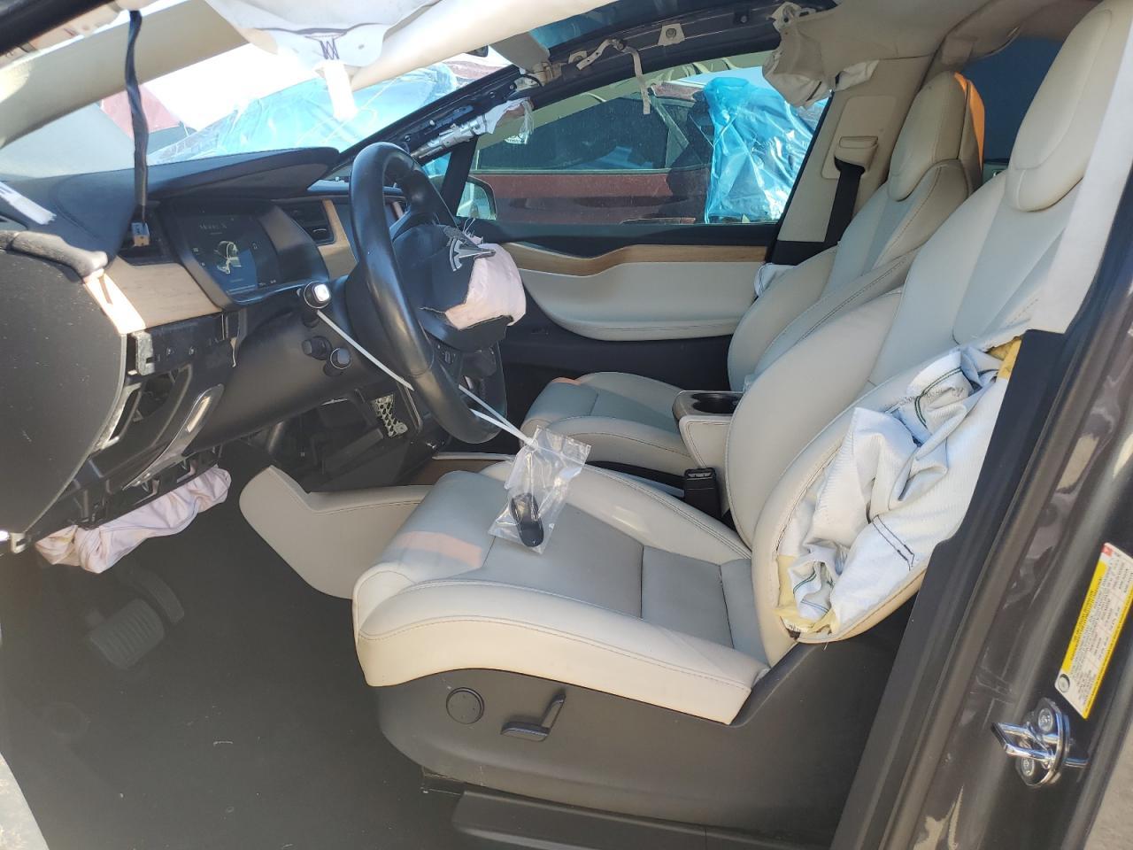 2019 Tesla Model X - Image 7