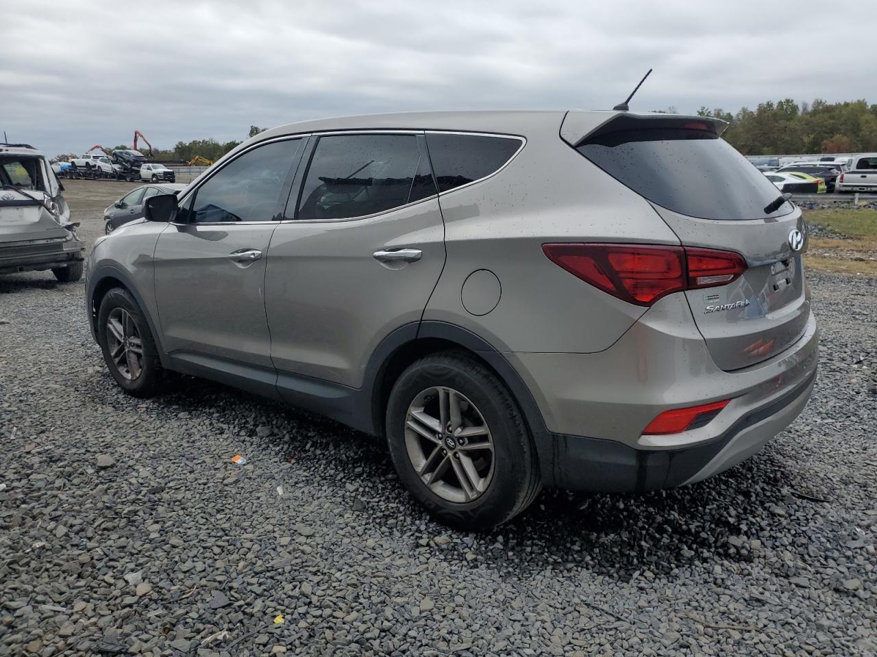 2018 Hyundai Santa Fe Sport - Image 2