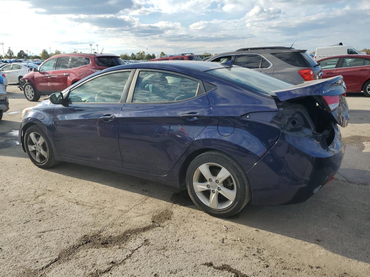 2012 Hyundai Elantra Gls - Image 2