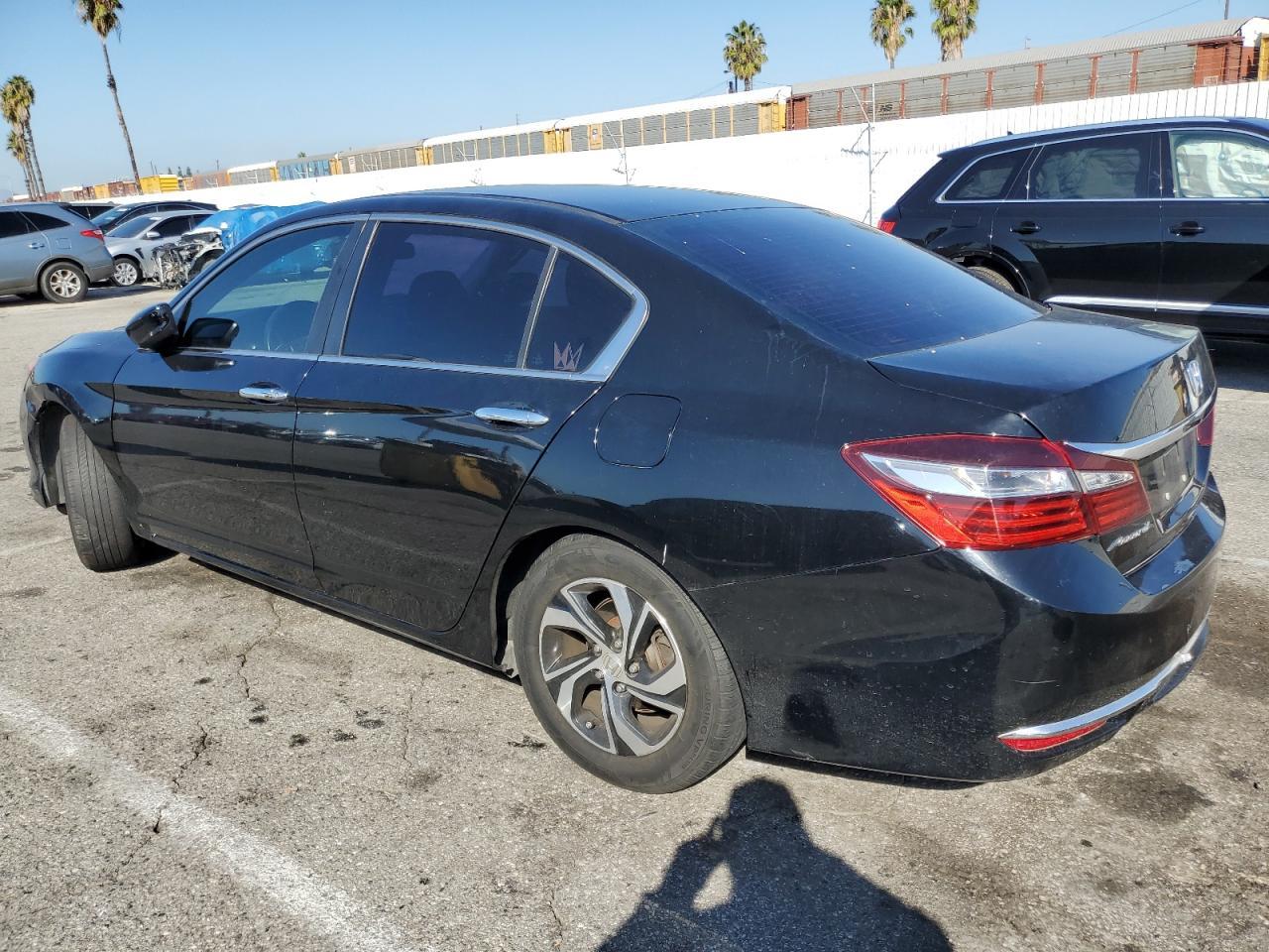 2017 Honda Accord Lx - Фото 2