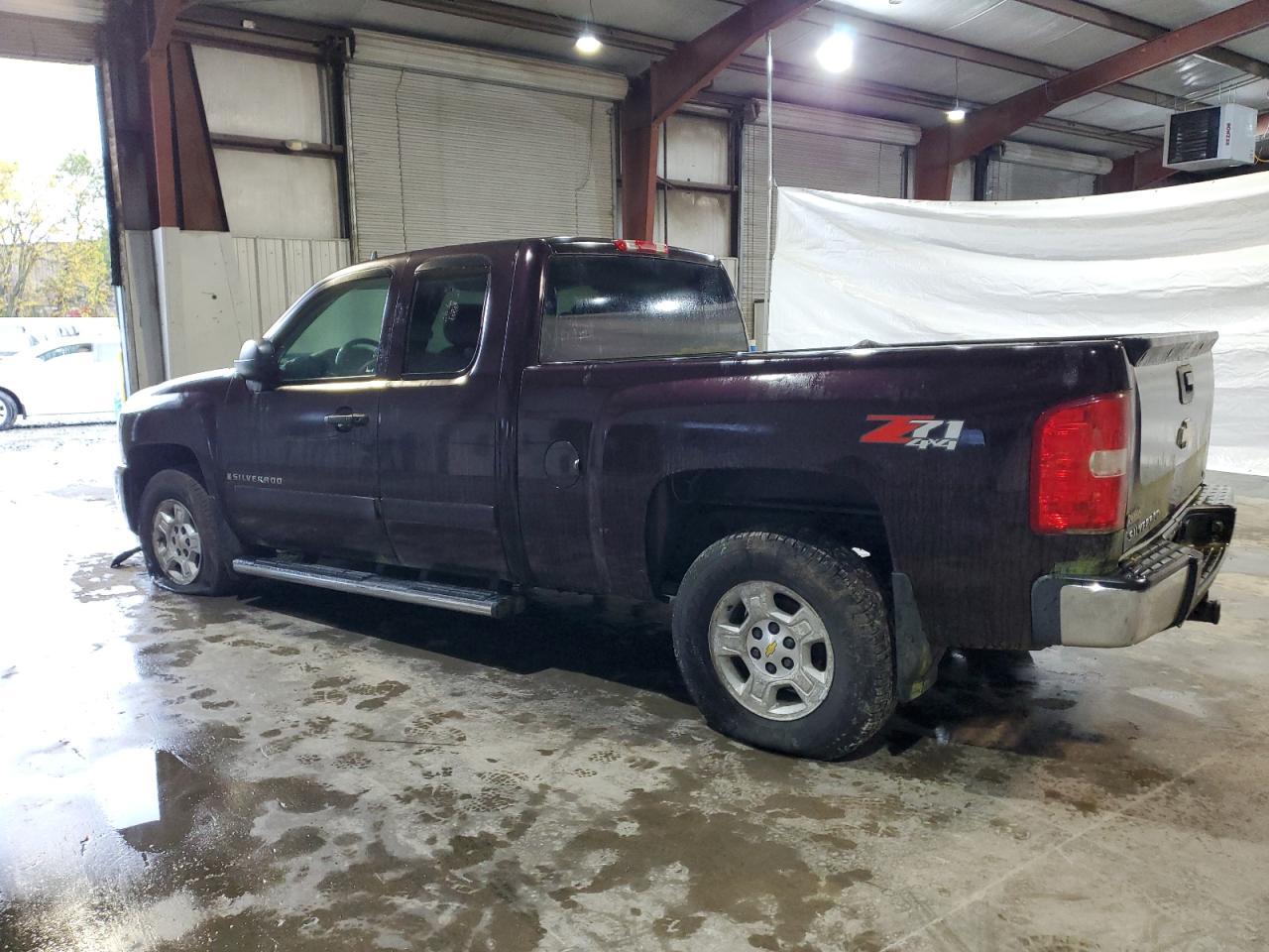 2008 Chevrolet Silverado K1500 - Фото 2