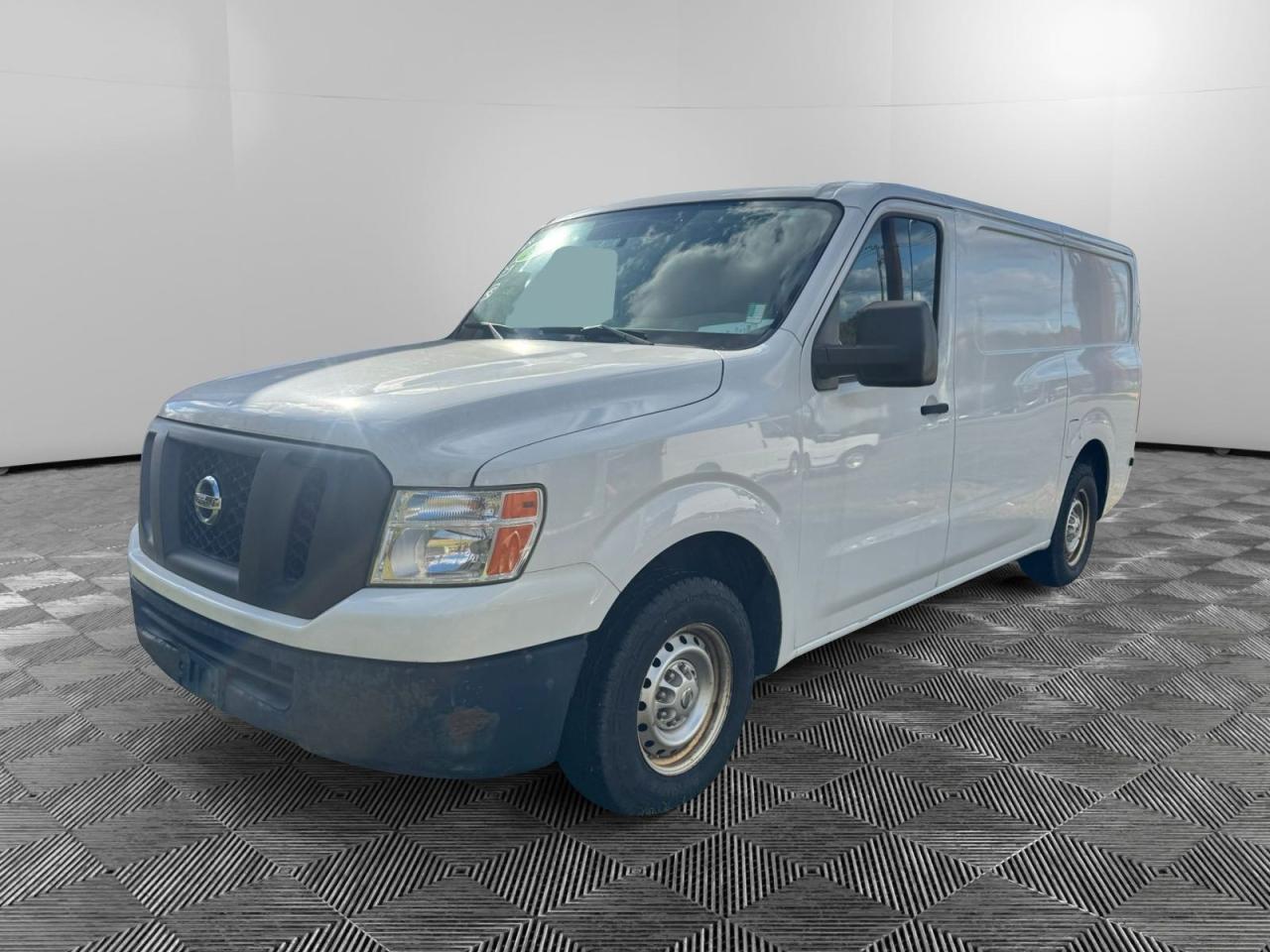 2013 Nissan Nv 1500 - Фото 2