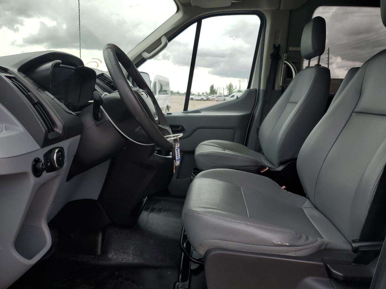 2015 Ford Transit T-150 - Фото 7