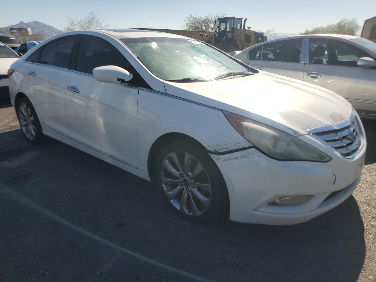 2011 Hyundai Sonata Se - Image 4