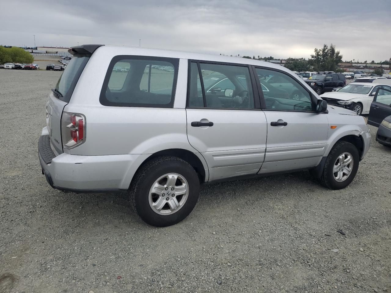 2007 Honda Pilot Lx - Image 3