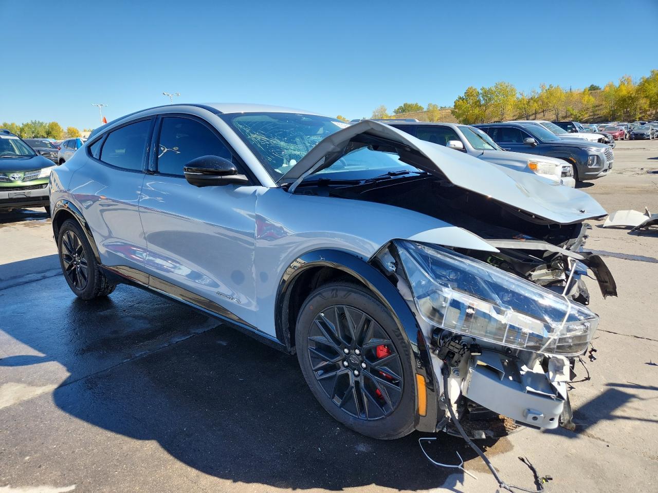 2025 Ford Mustang Mach-E Premium - Image 4