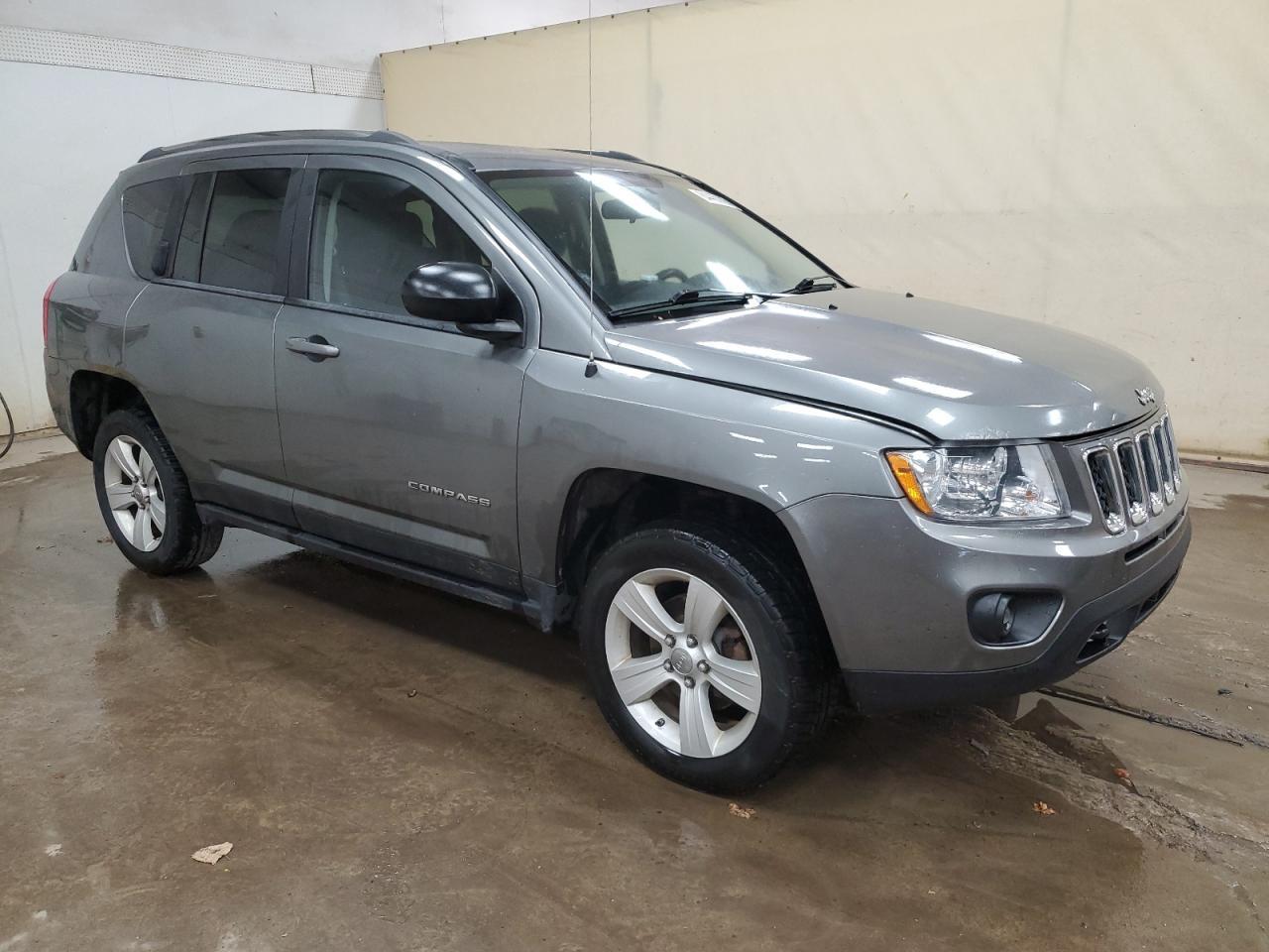 2012 Jeep Compass Latitude - Фото 4