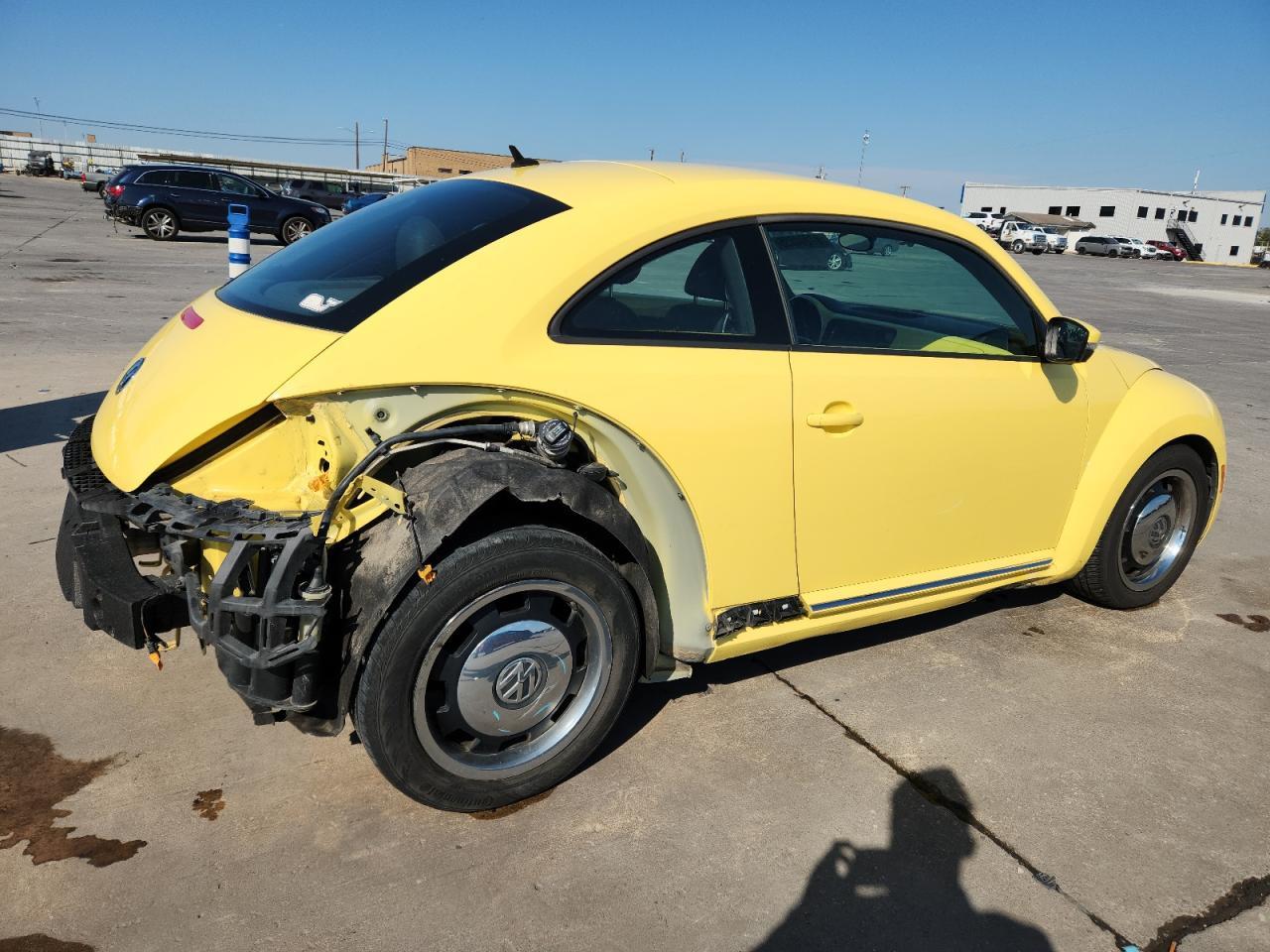 2013 Volkswagen Beetle - Image 3