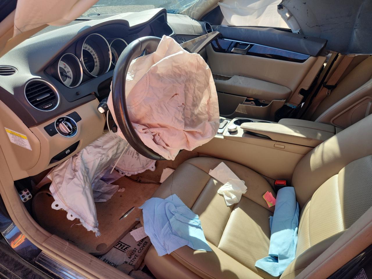 2014 Mercedes-Benz C 300 4Matic - Image 7