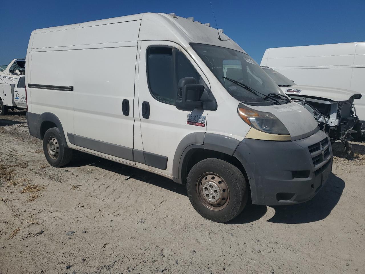 2018 Ram Promaster 2500 Delivery Van - Image 4