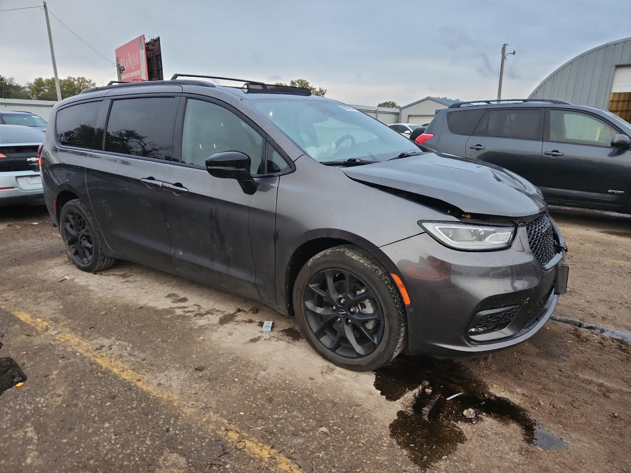 2023 Chrysler Pacifica Limited - Фото 4