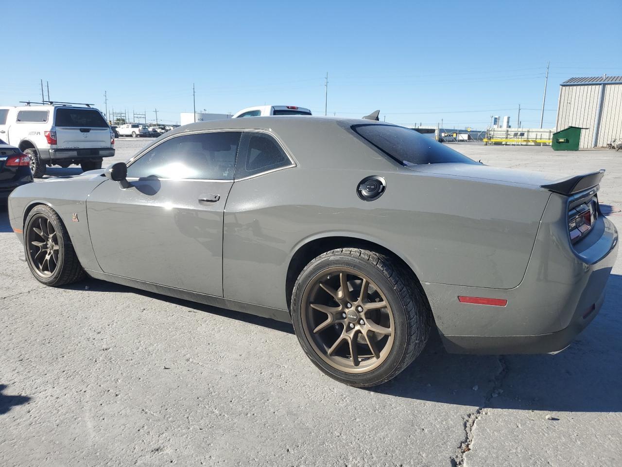 2023 Dodge Challenger R - Фото 2