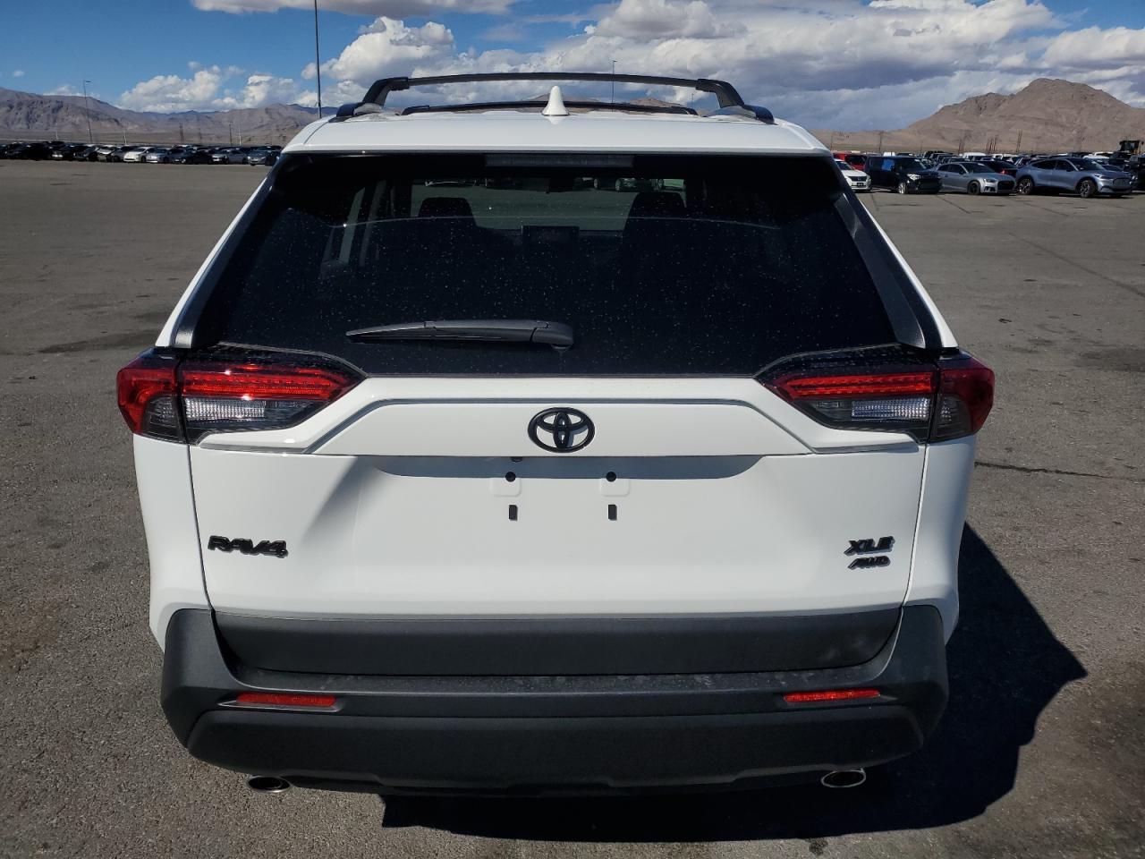2025 Toyota Rav4 Xle - Фото 6