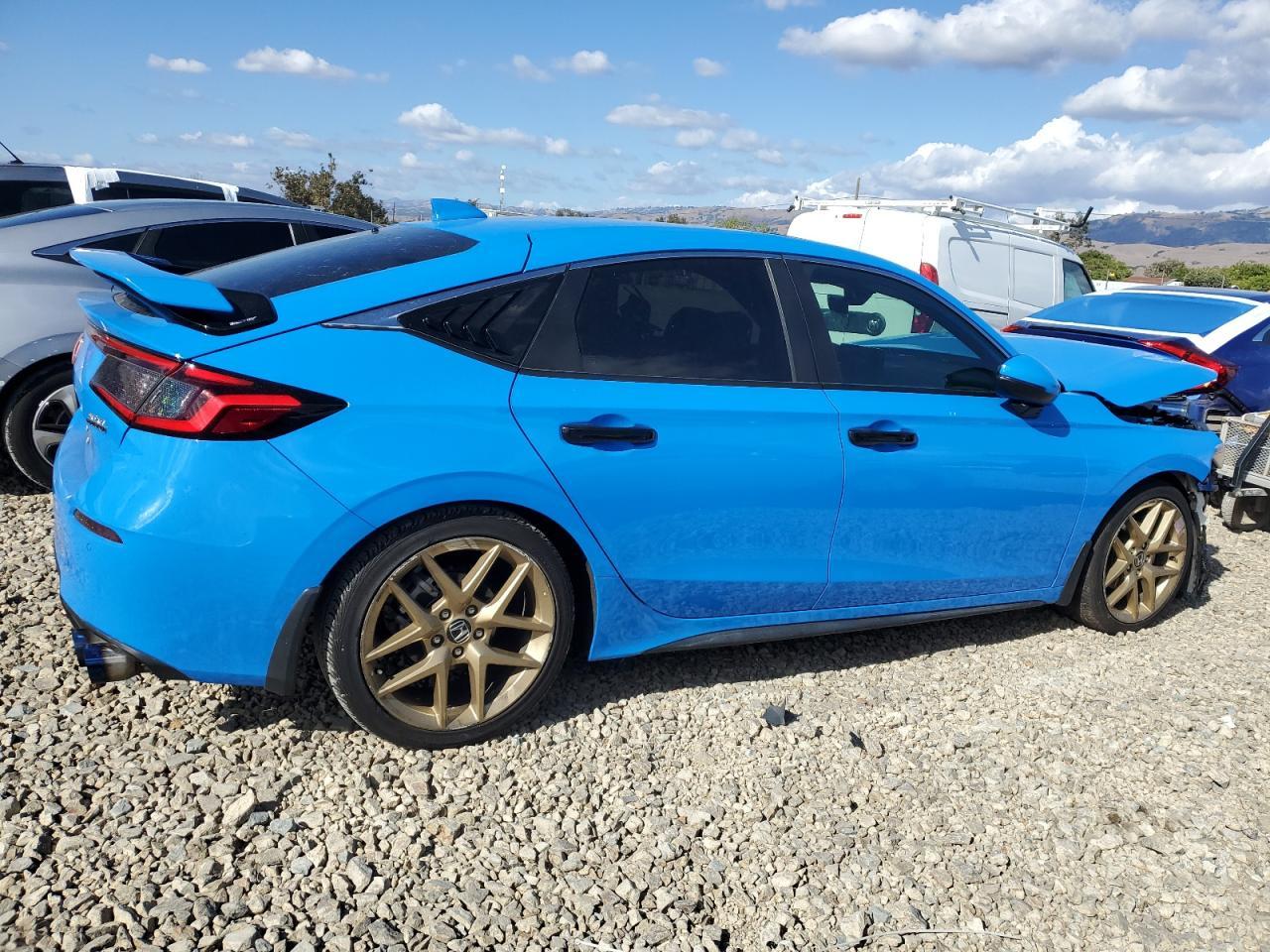 2023 Honda Civic Sport Touring - Image 3