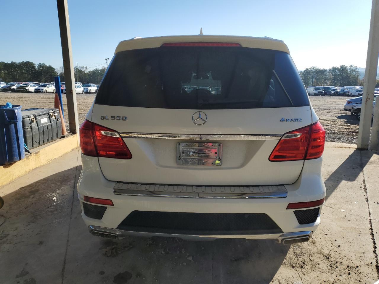 2014 Mercedes-Benz Gl 550 4Matic - Image 6