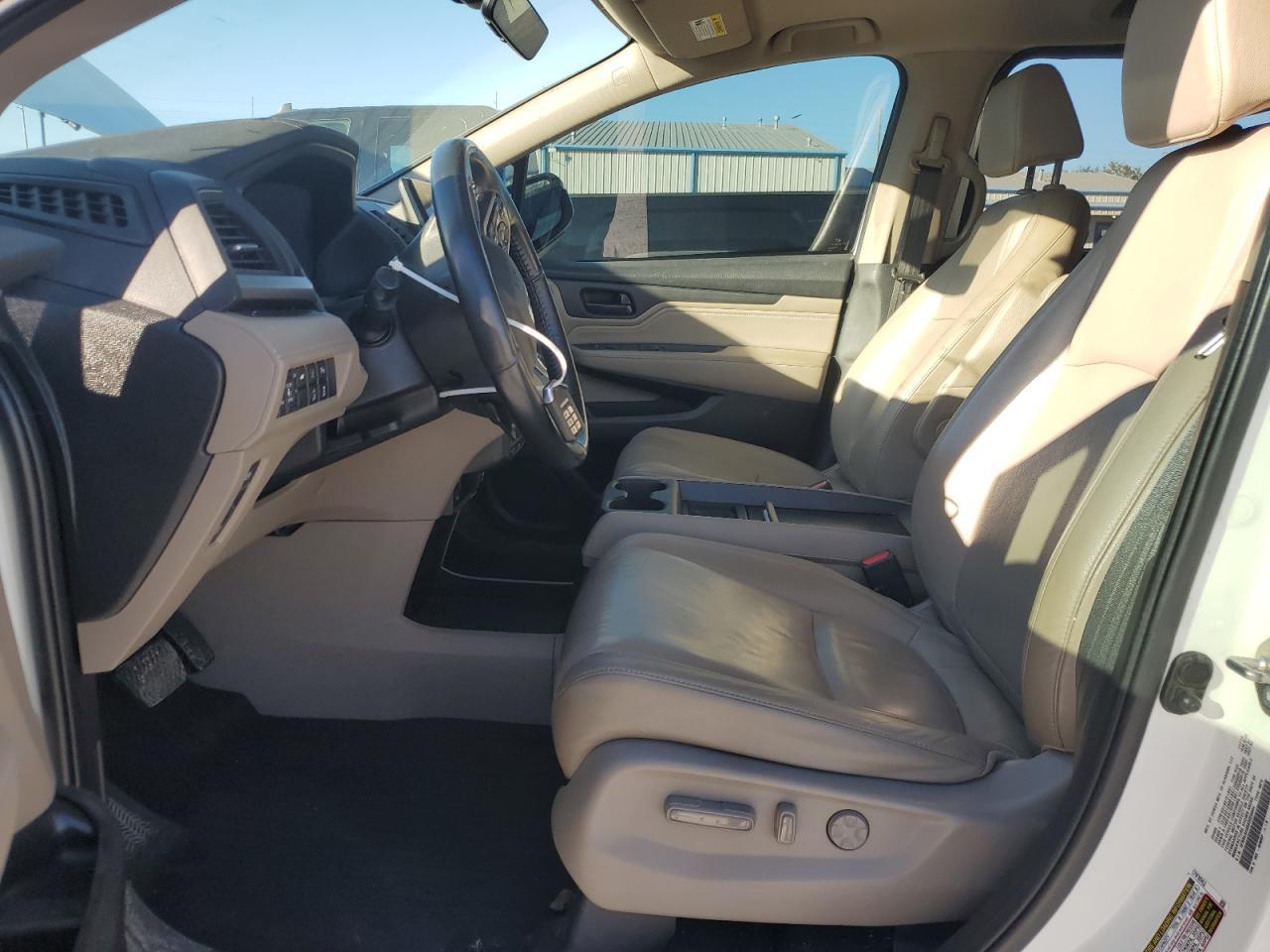 2019 Honda Odyssey Touring - Фото 7