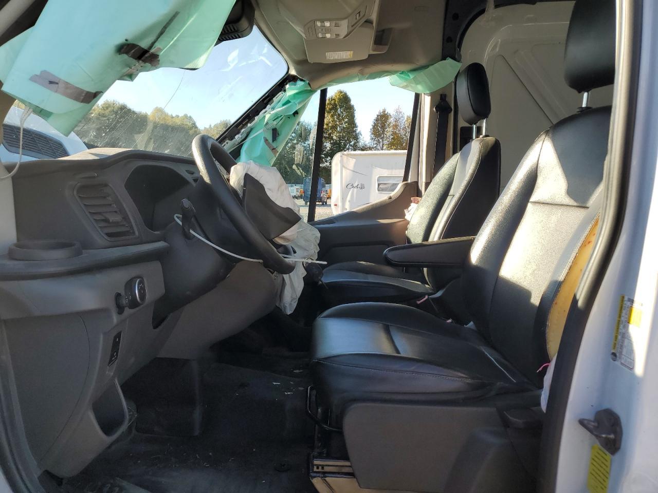 2022 Ford Transit Delivery Van - Фото 7