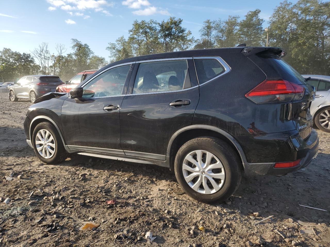 2017 Nissan Rogue S - Фото 2
