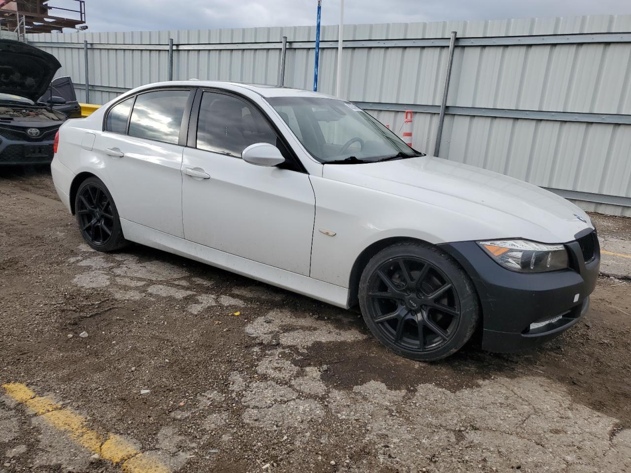 2007 BMW 328 Xi - Image 4