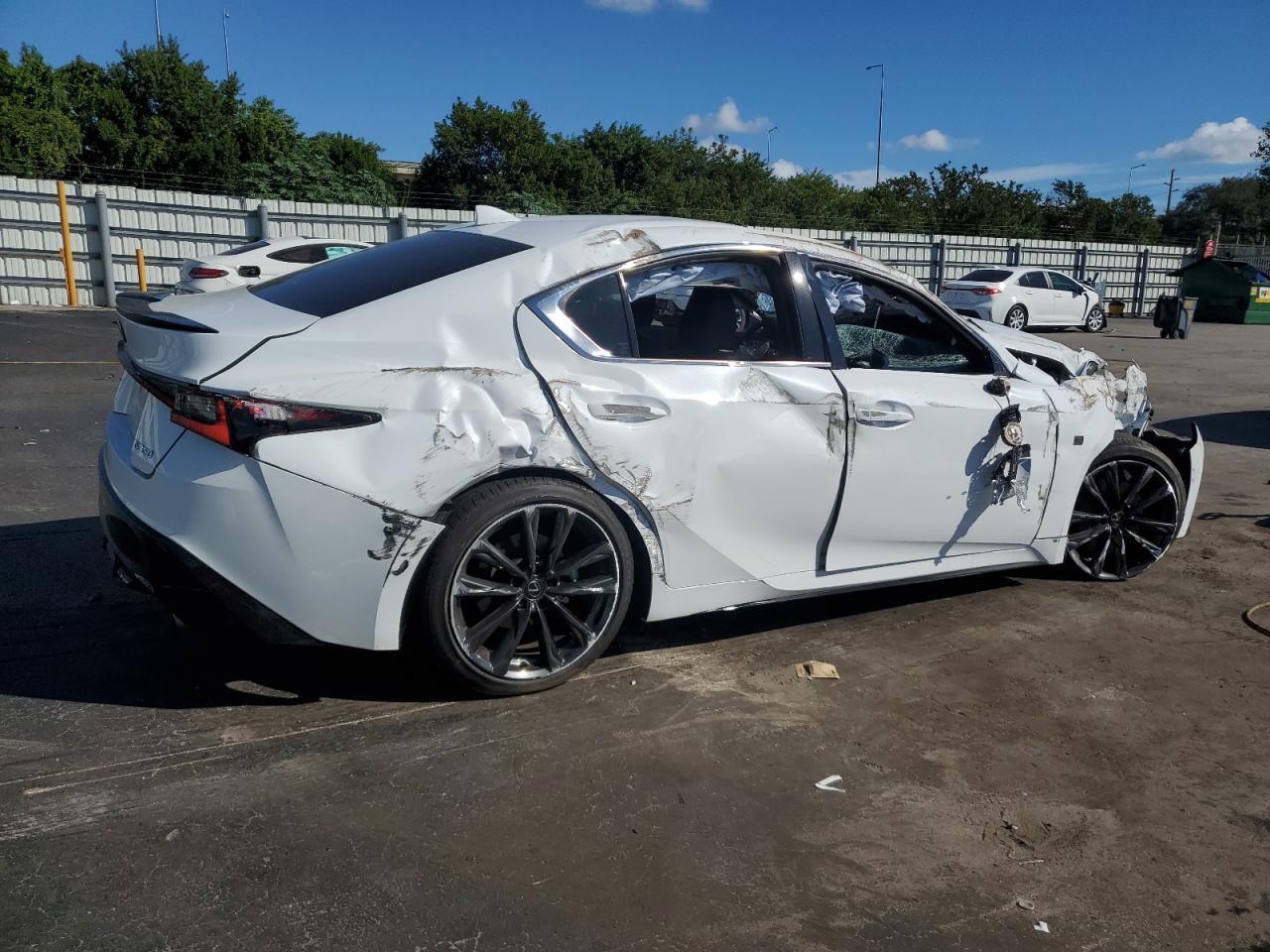 2025 Lexus Is 350 F Sport Design - Image 3