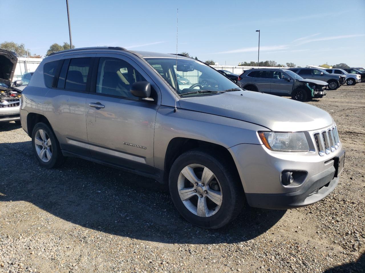 2016 Jeep Compass Sport - Фото 4