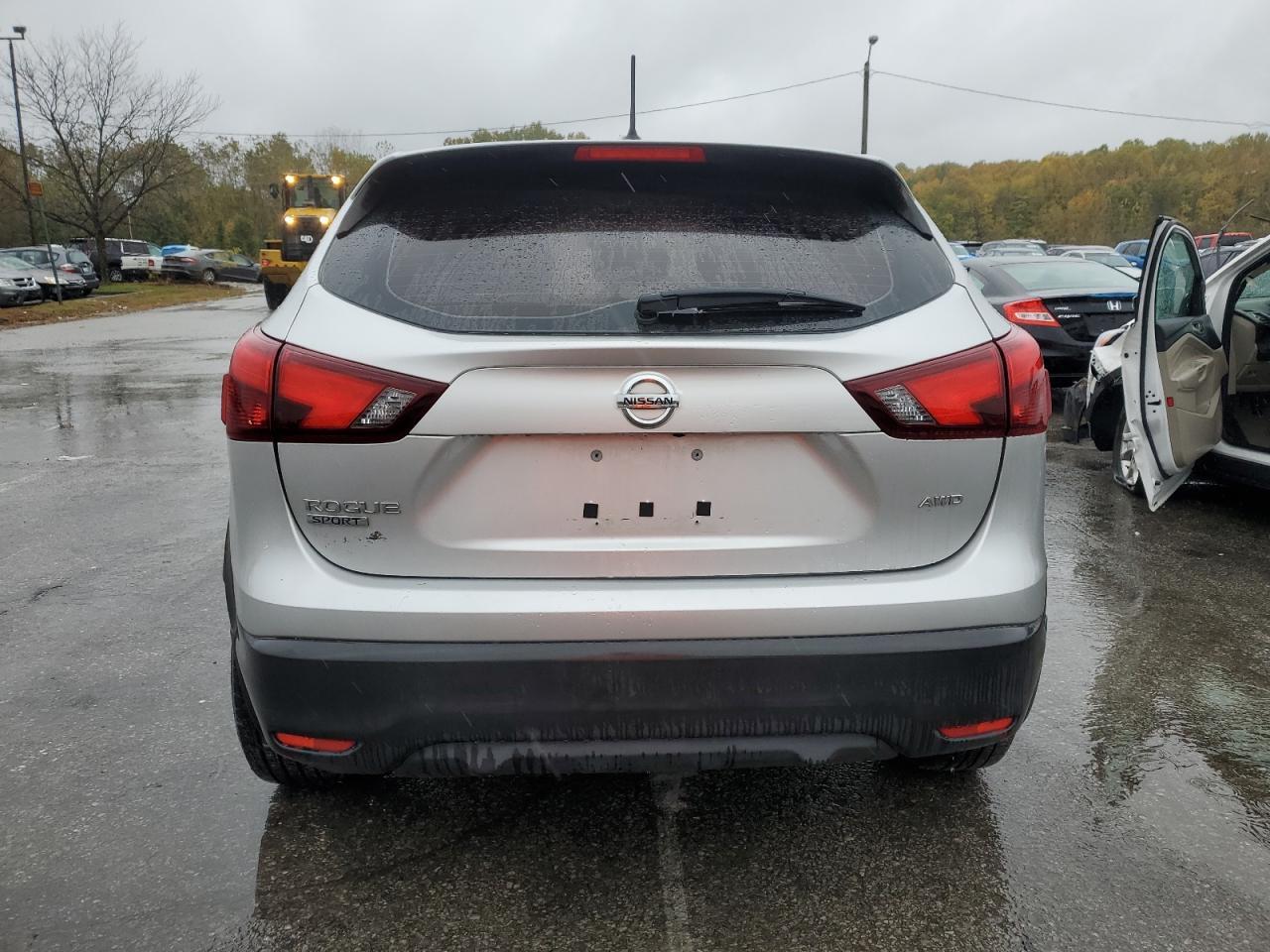 2018 Nissan Rogue Sport S - Фото 6