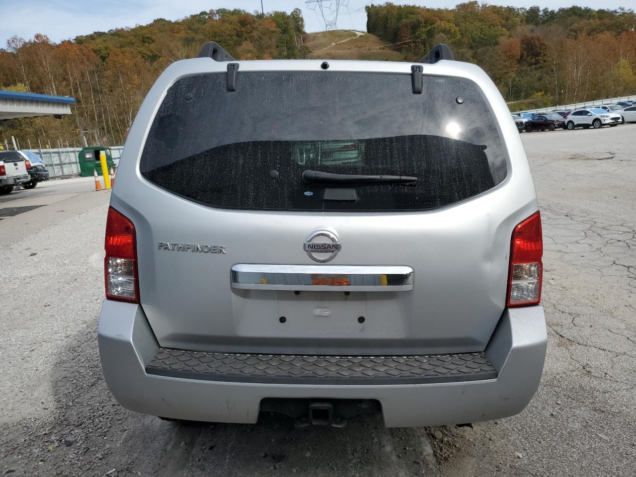 2009 Nissan Pathfinder S - Image 6