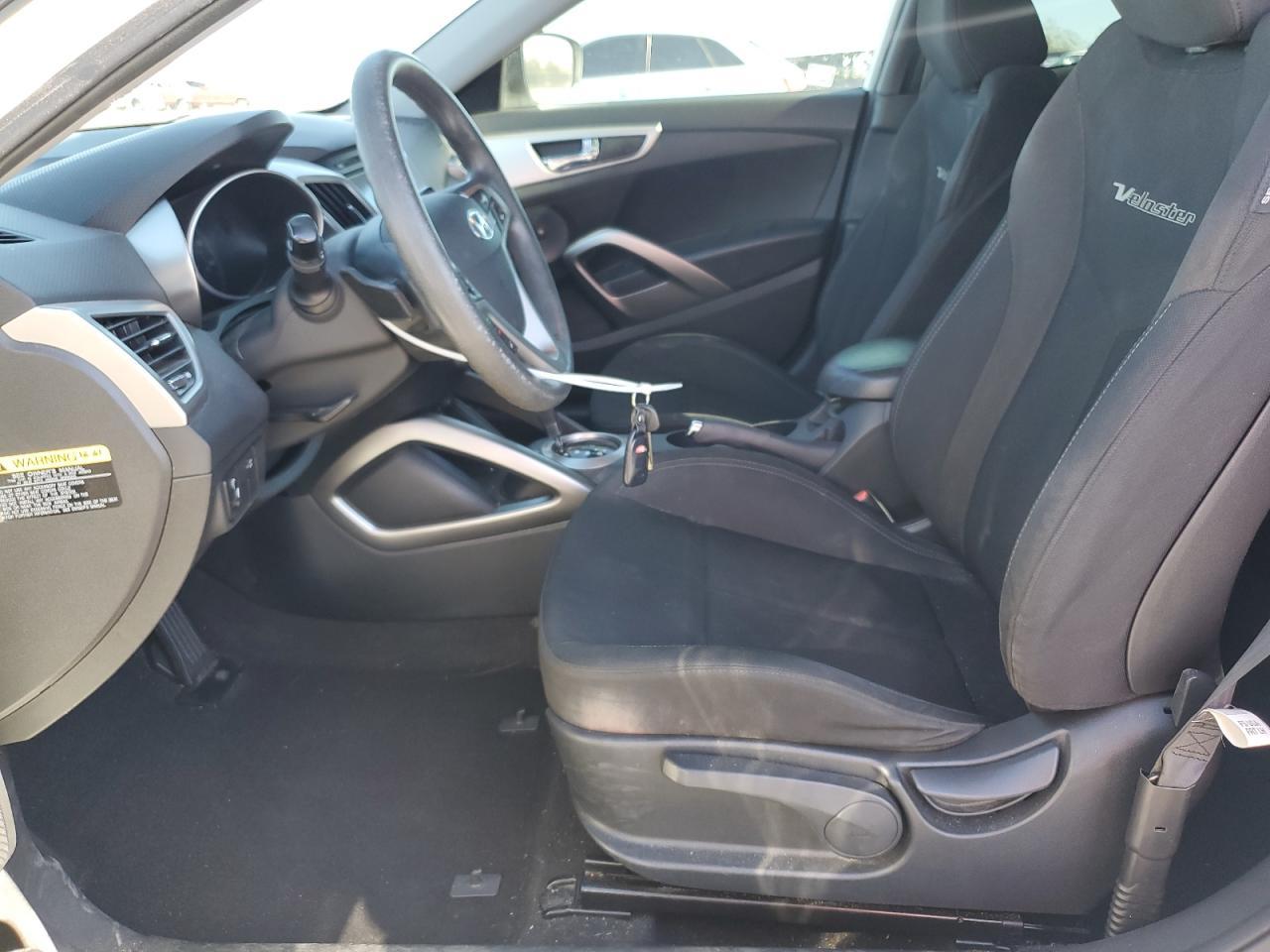 2014 Hyundai Veloster - Фото 7