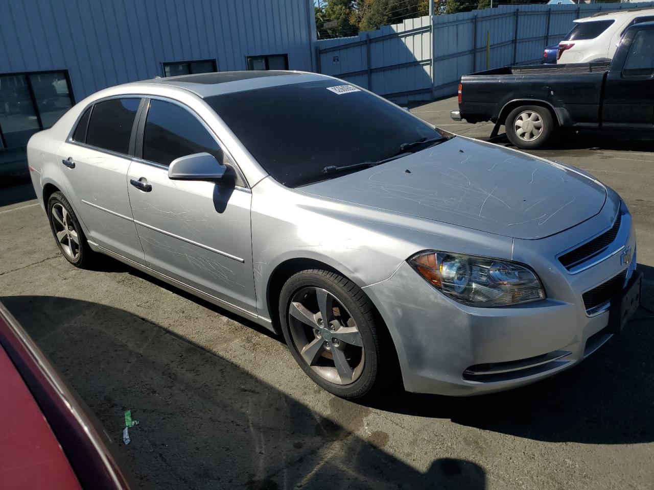2012 Chevrolet Malibu 2Lt - Image 4