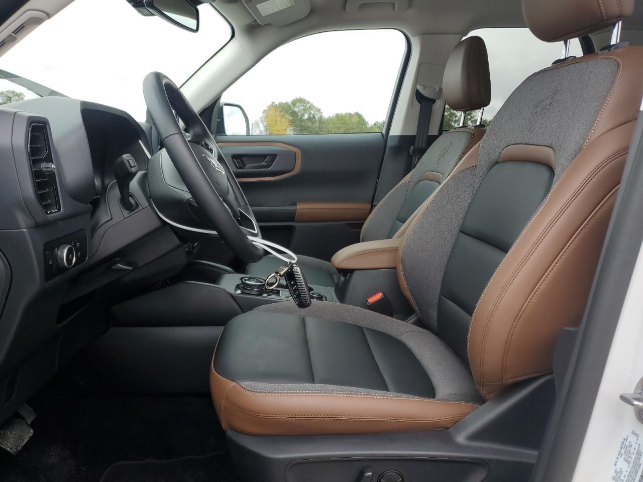 2024 Ford Bronco Sport Outer Banks - Фото 7