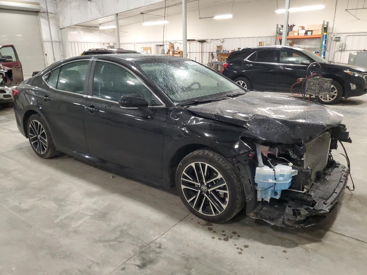 2025 Toyota Camry Xse - Image 4