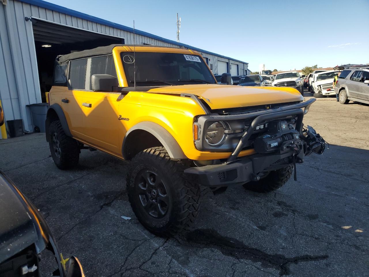 2022 Ford Bronco Base - Image 4