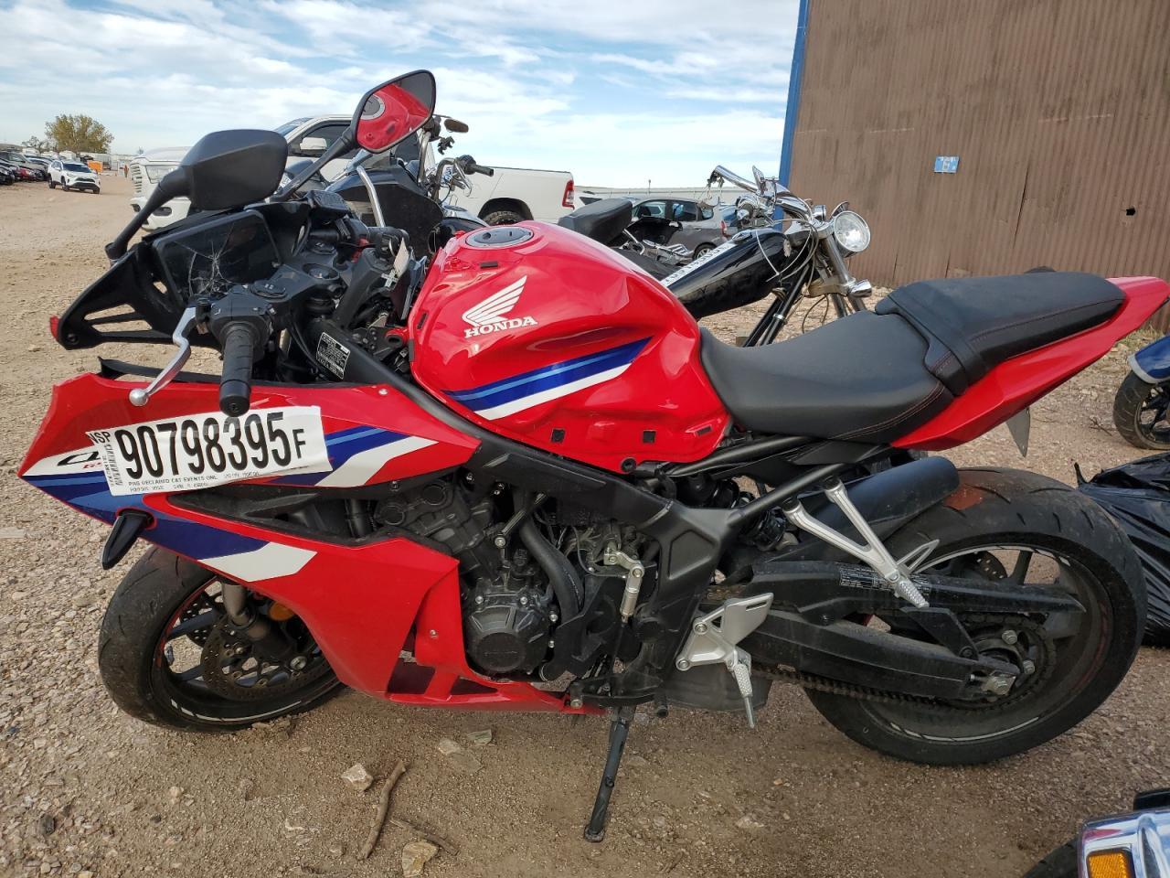 2024 Honda Cbr650 R - Фото 3