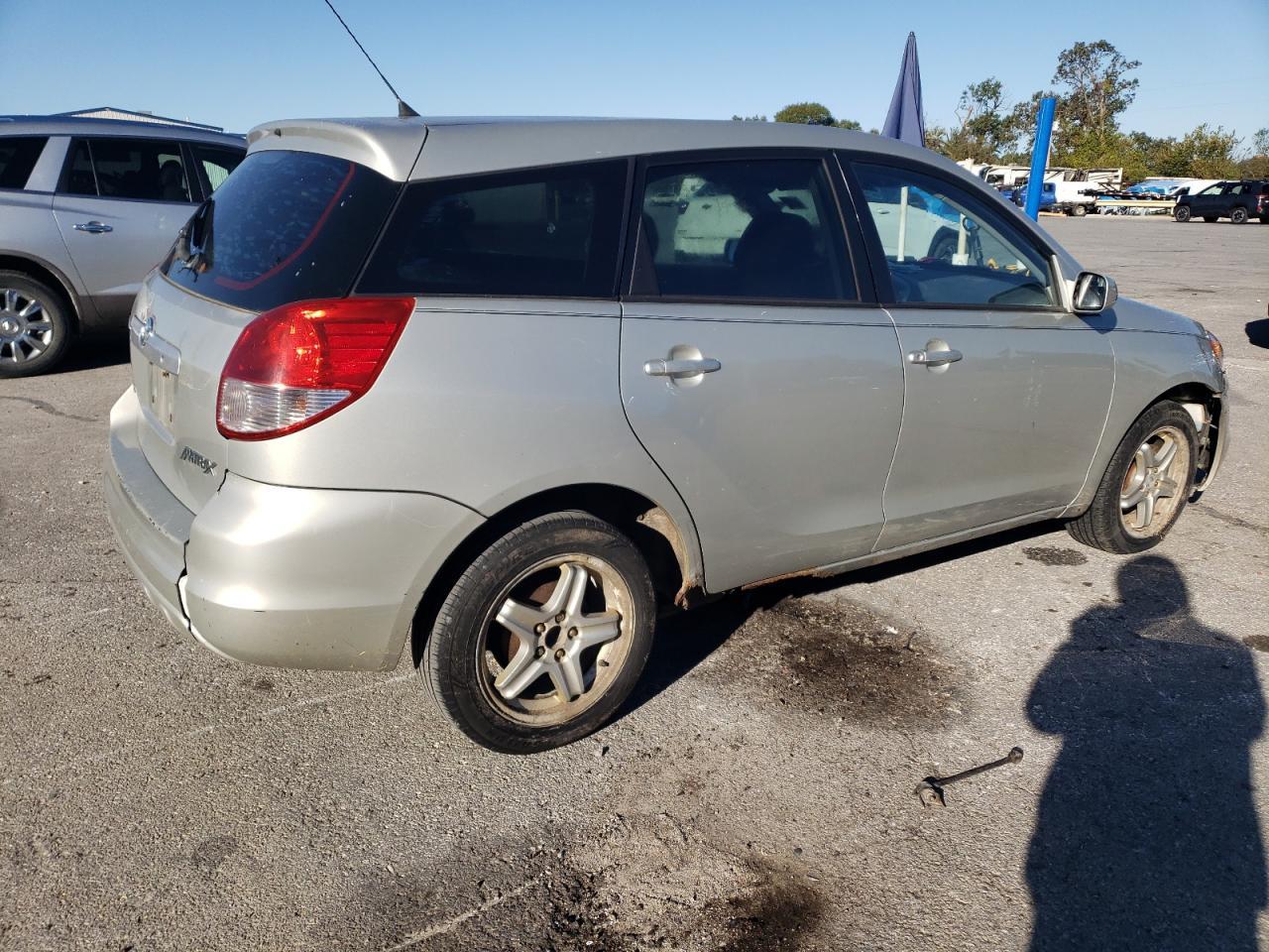 2004 Toyota Corolla Matrix Xr - Фото 3