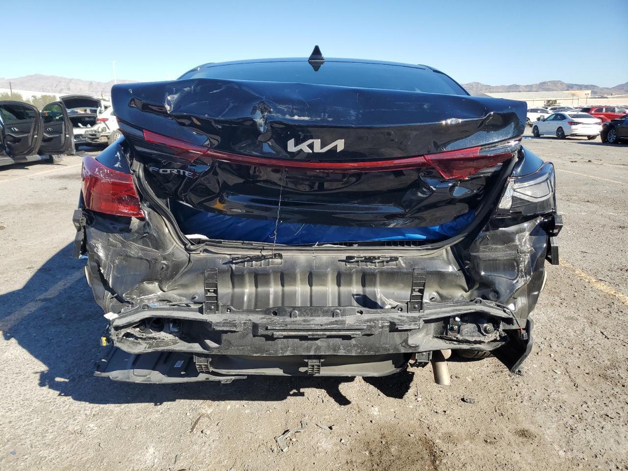 2023 Kia Forte Lx - Image 6