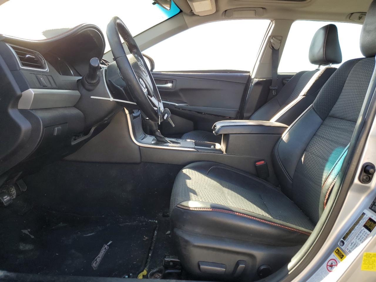2015 Toyota Camry Le - Image 7