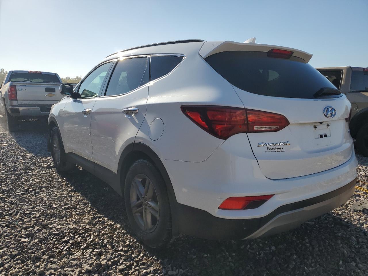 2017 Hyundai Santa Fe Sport - Image 2