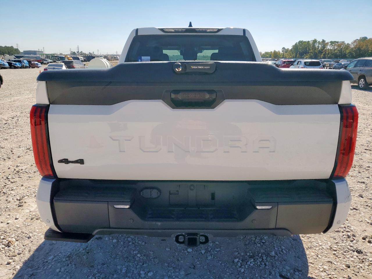 2024 Toyota Tundra Crewmax Sr - Image 6